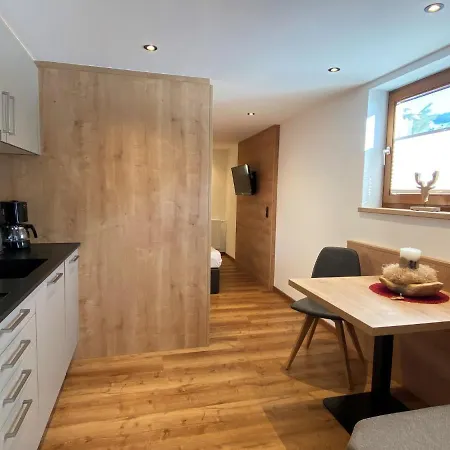 Neuner-3 By Interhome