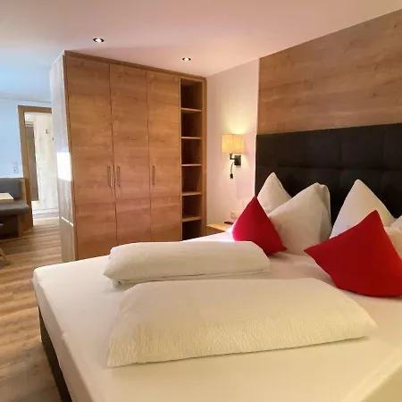 Neuner-3 By Interhome