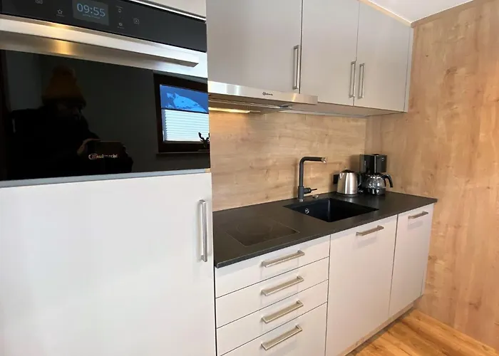 Neuner-3 By Interhome Hippach